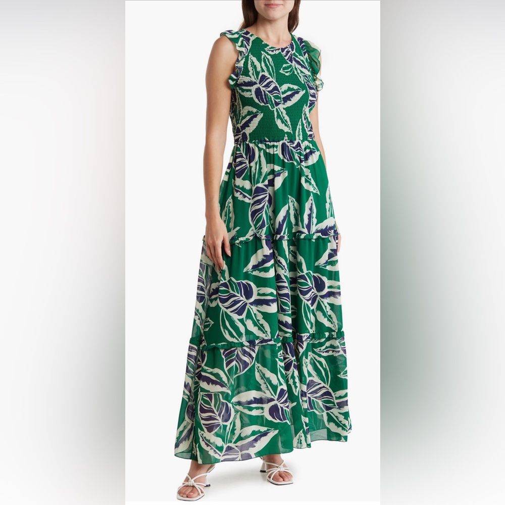 Brand New | Small | MELLODAY Smocked Floral Print
Sleeveless Maxi Dress